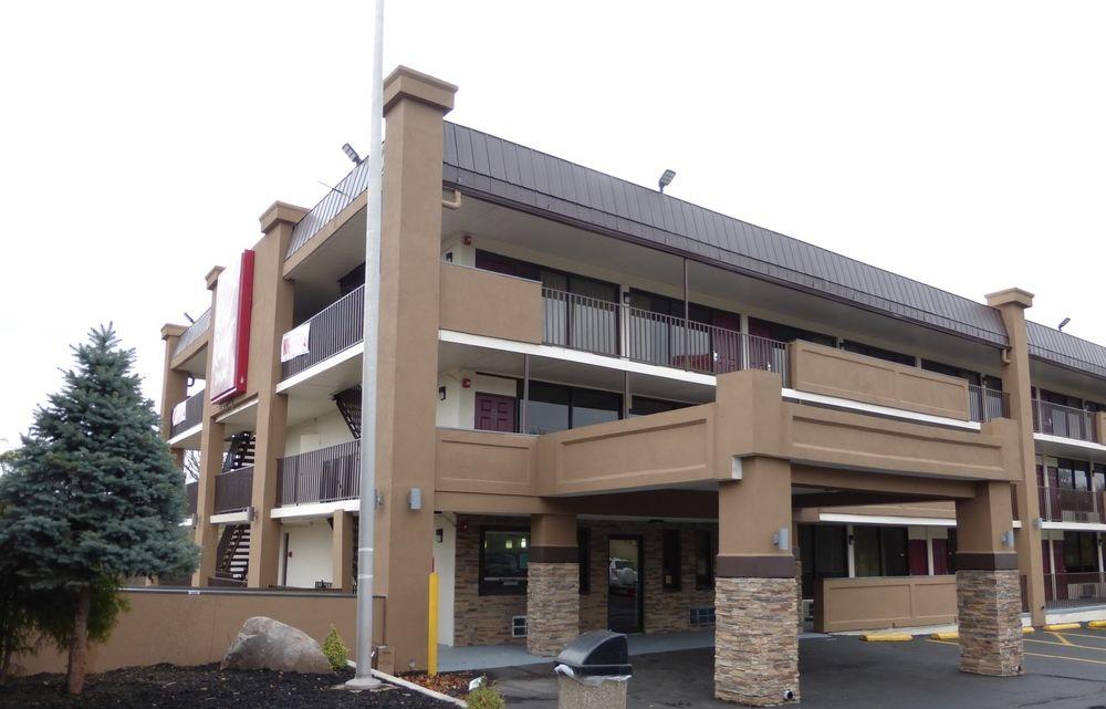 卡尔森乡村套房酒店 - 爱尔兰凯恩 - 辛辛那提机场 厄兰格 外观 照片